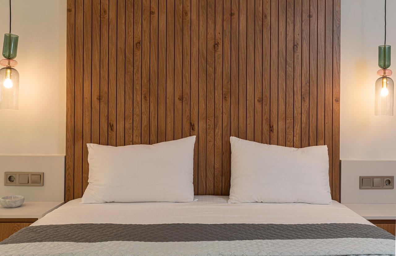 פרבזה Apollo Luxury Suites מראה חיצוני תמונה