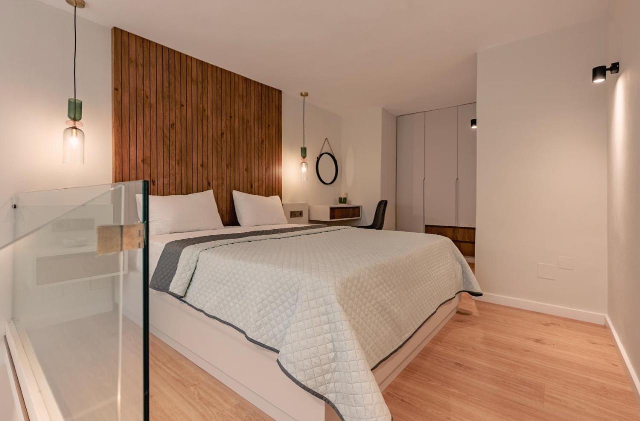 פרבזה Apollo Luxury Suites מראה חיצוני תמונה
